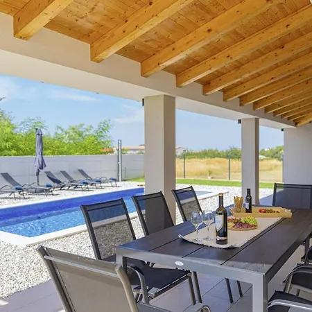 Zani In - Haus Fuer 6-7 Personen Villa *