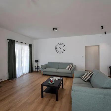 Villa Zani In - Haus Fuer 6-7 Personen