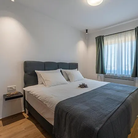 Villa Zani In - Haus Fuer 6-7 Personen *
