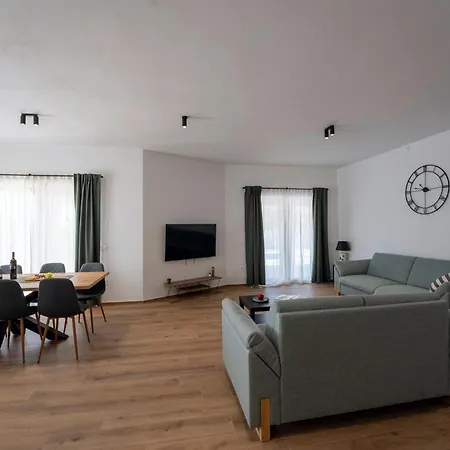 Zani In - Haus Fuer 6-7 Personen Villa *